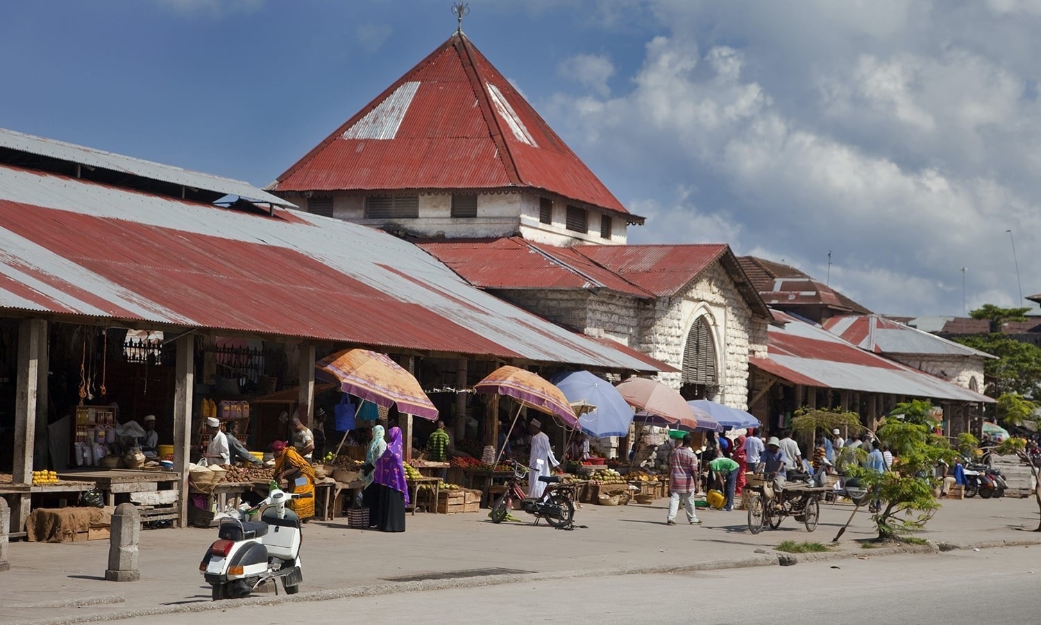 Stone Town Tour Zanzibar historic streets